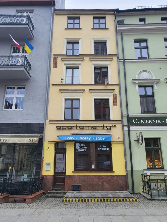 Apartament Z Widokiem Na Pomnik Kopernika - Rynek Staromiejski Stary Toruń 外观 照片