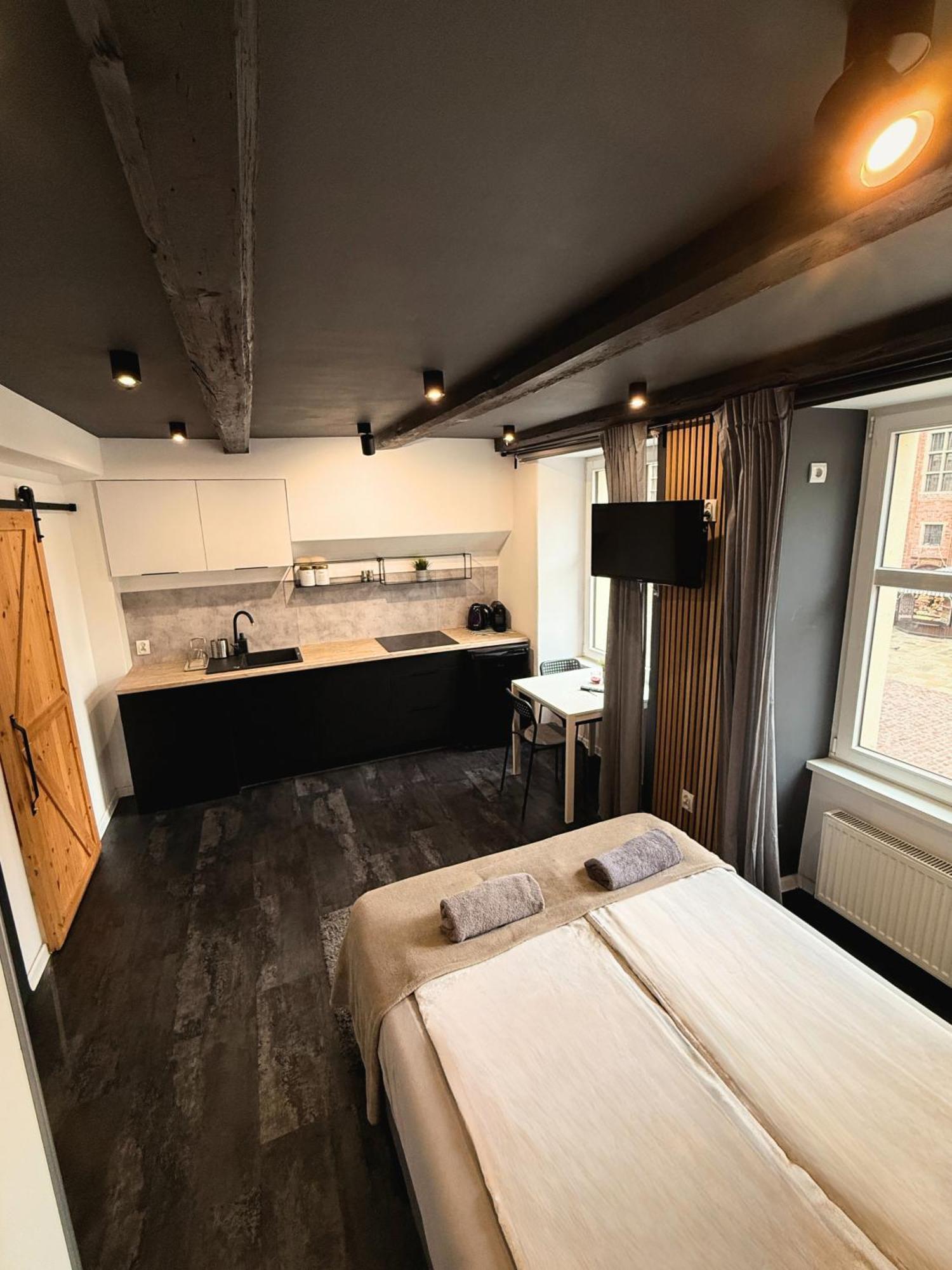 Apartament Z Widokiem Na Pomnik Kopernika - Rynek Staromiejski Stary Toruń 外观 照片