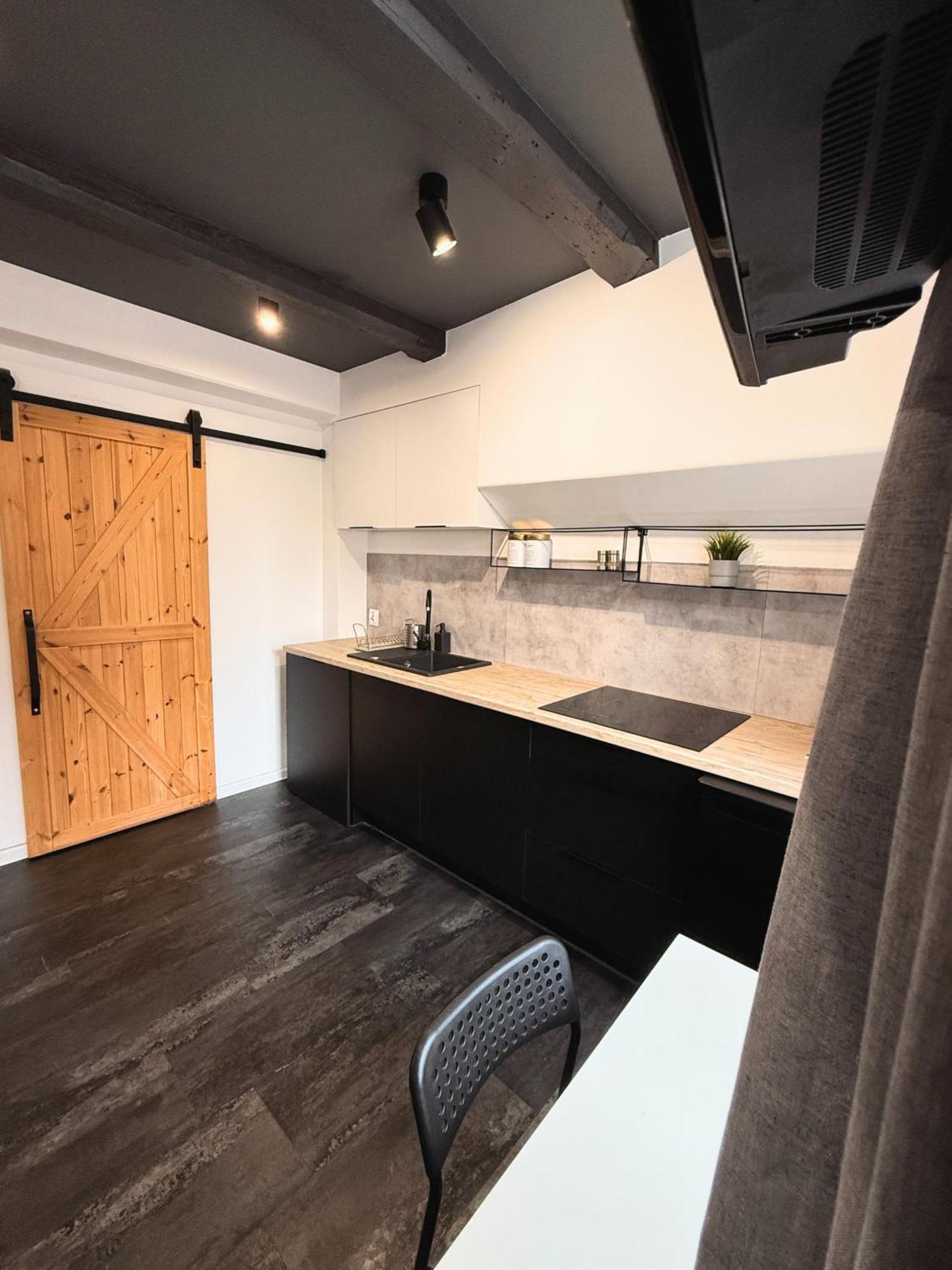 Apartament Z Widokiem Na Pomnik Kopernika - Rynek Staromiejski Stary Toruń 外观 照片