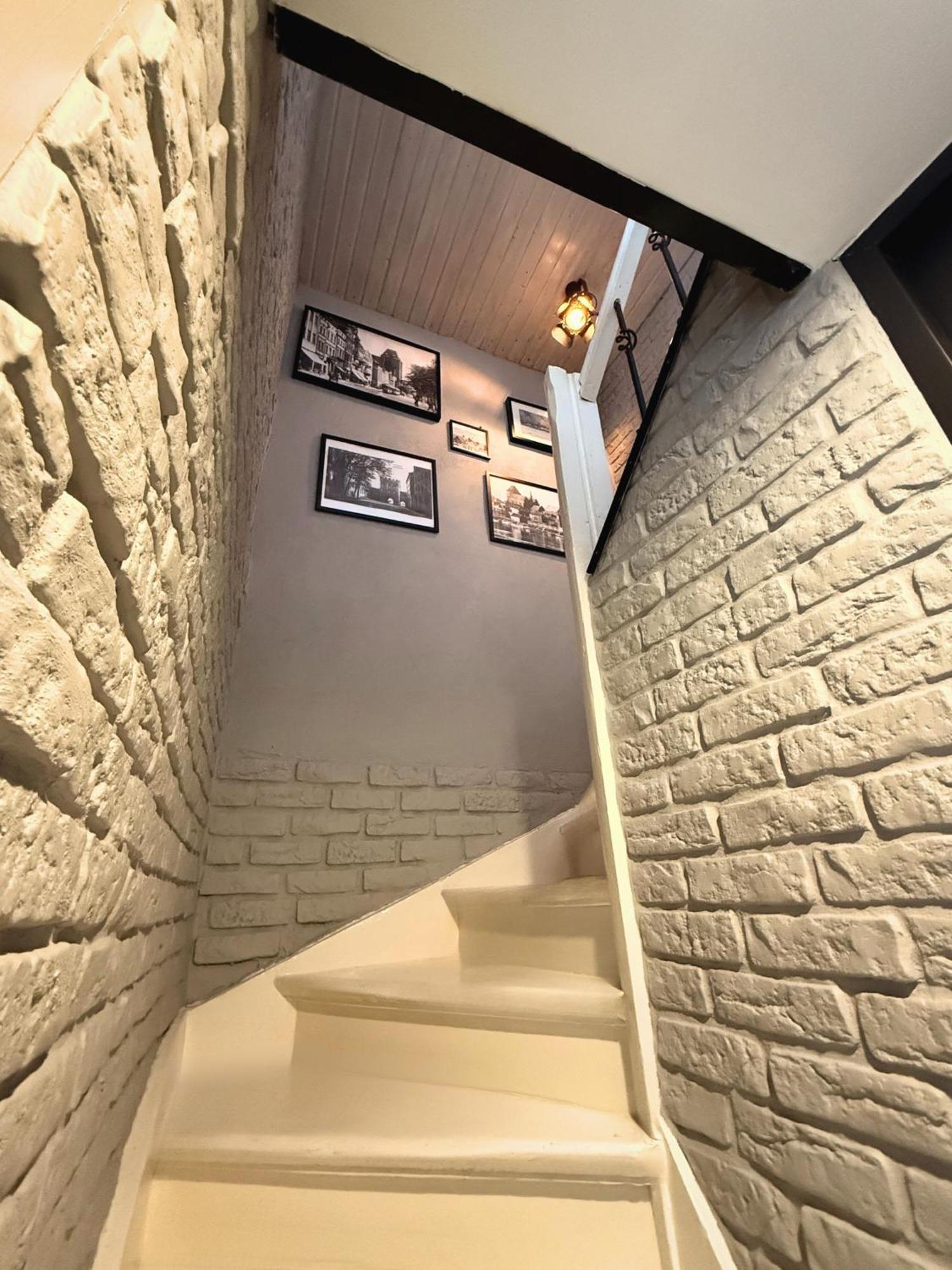 Apartament Z Widokiem Na Pomnik Kopernika - Rynek Staromiejski Stary Toruń 外观 照片