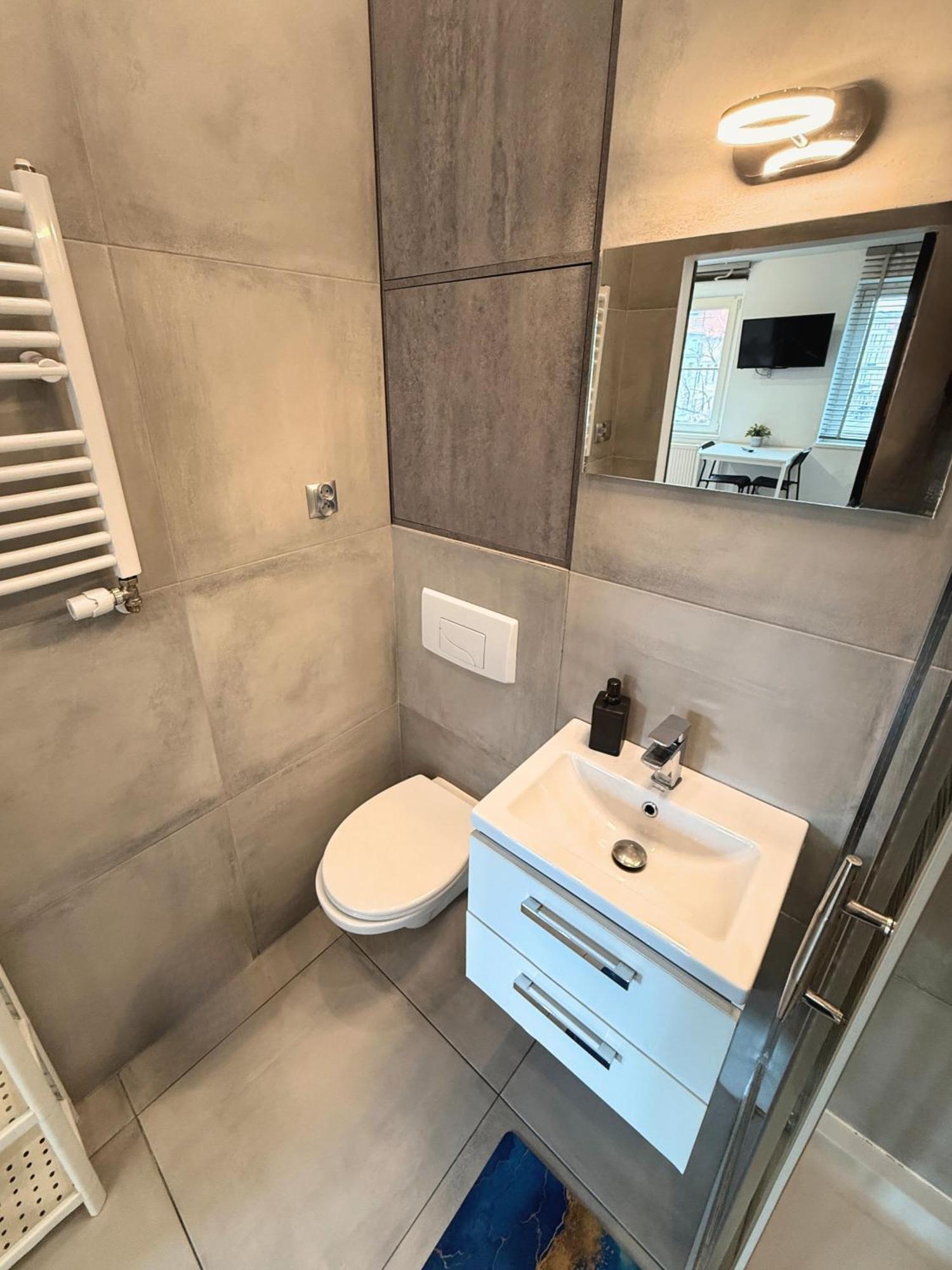 Apartament Z Widokiem Na Pomnik Kopernika - Rynek Staromiejski Stary Toruń 外观 照片